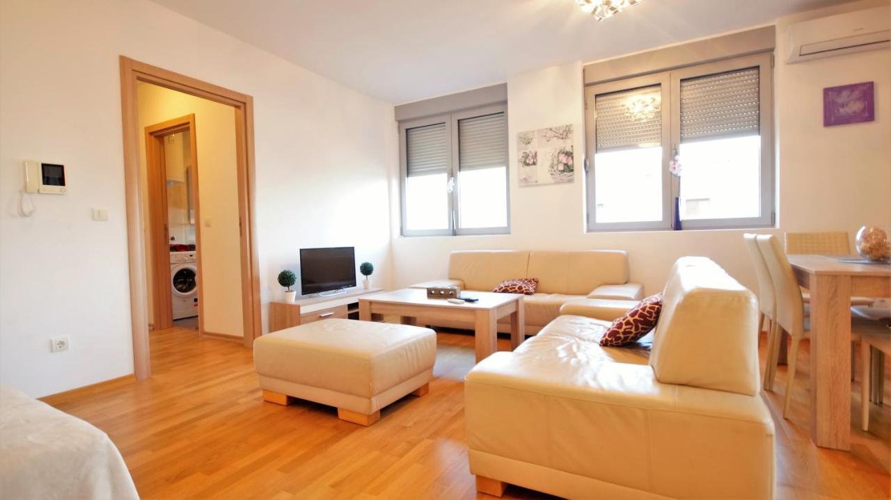 Pavlina Apartments Budva Luaran gambar