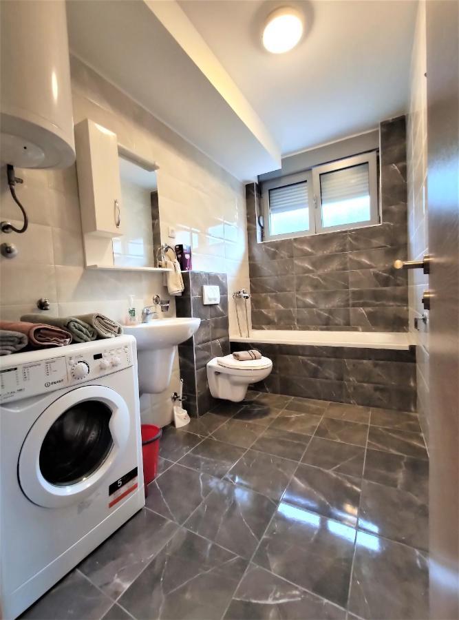 Pavlina Apartments Budva Luaran gambar