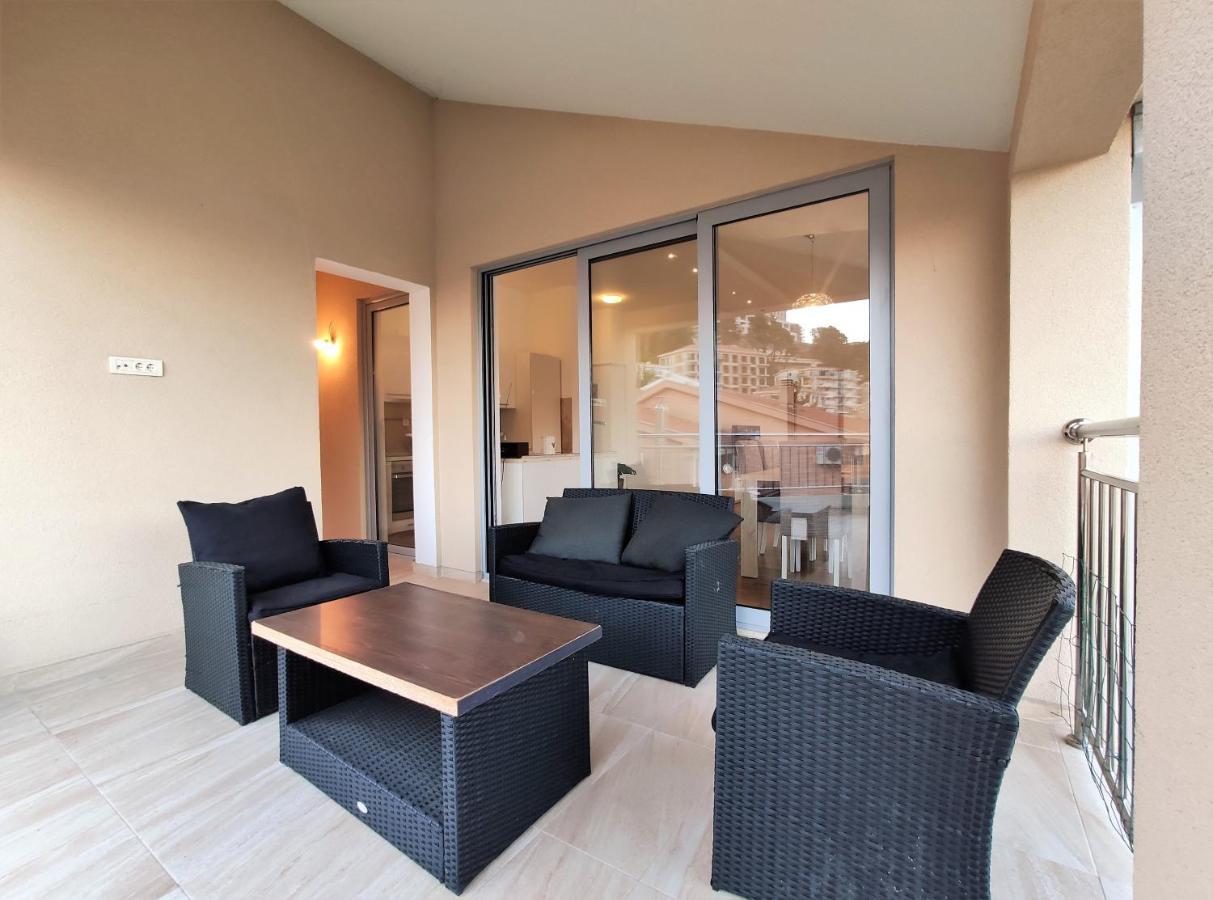 Pavlina Apartments Budva Luaran gambar
