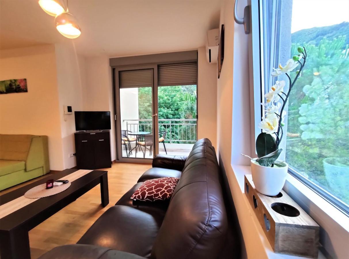 Pavlina Apartments Budva Luaran gambar