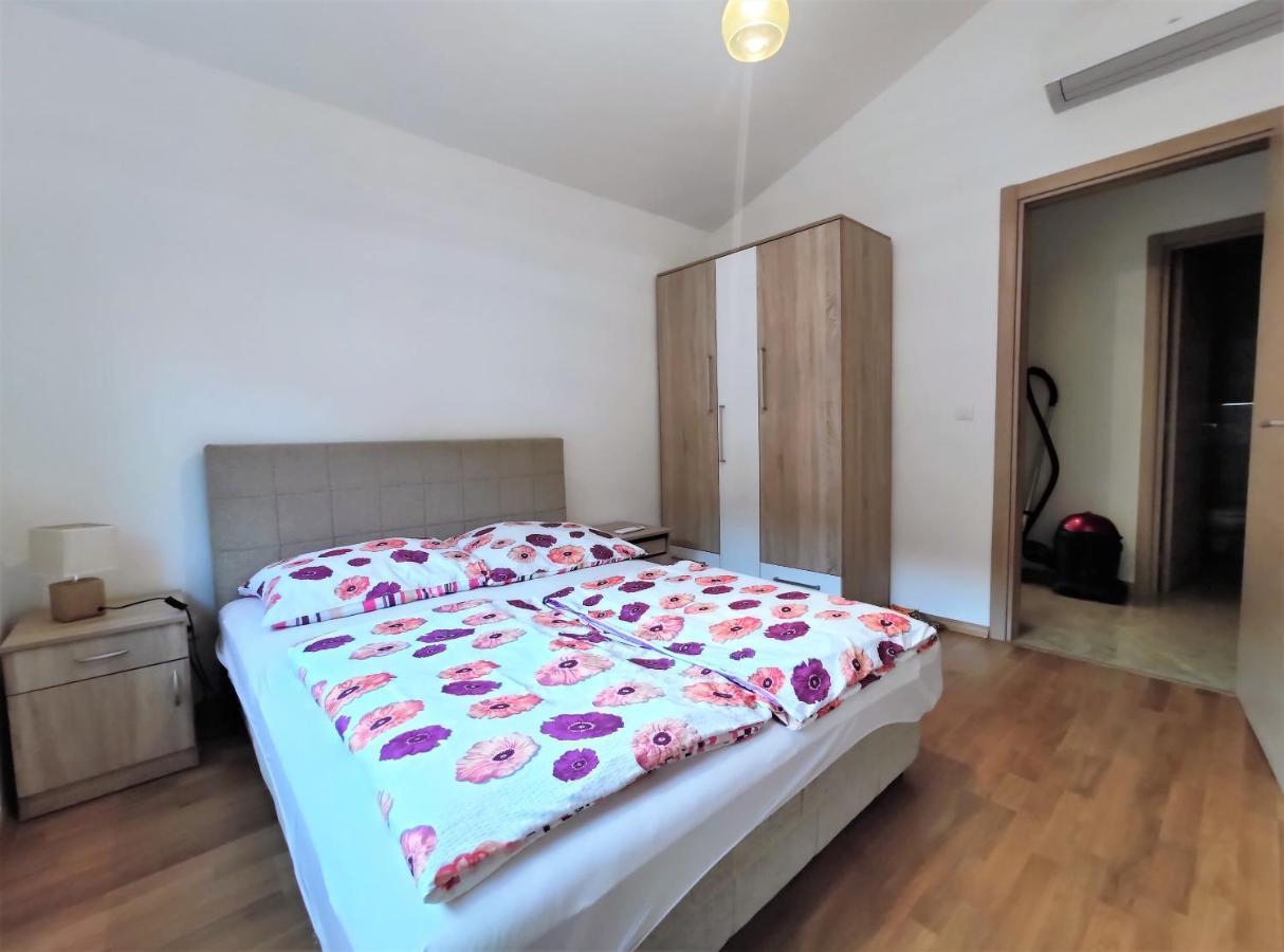 Pavlina Apartments Budva Luaran gambar